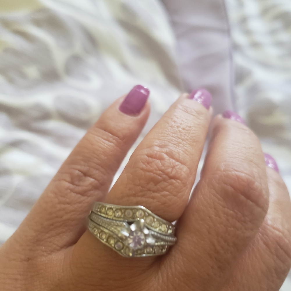 Ring - Picture 4 of 4